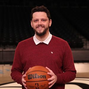 Meet your Posher, Thomas